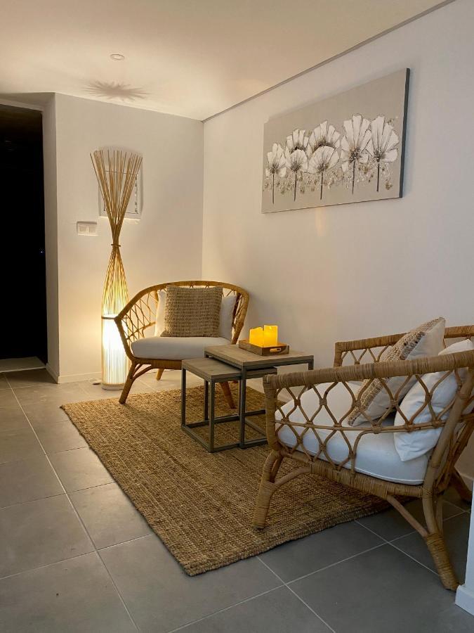 Superbe Près De Avec Privé *